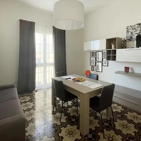Cozy In With Kitchenette דירה